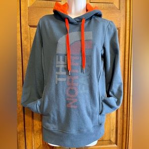 Ladies Medium The North Face hoodie new WT